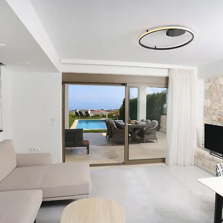 Mare 2 - Sea View, Private Pool, 4 Bdrms