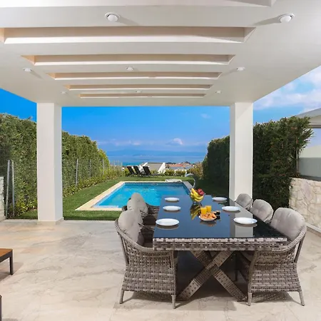 Mare 2 - Sea View, Private Pool, 4 Bdrms
