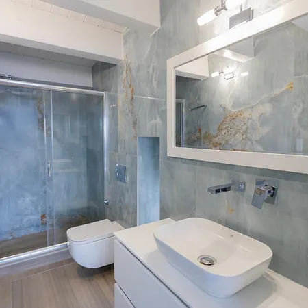 Villa Mare 2 - Sea View, Private Pool, 4 Bdrms *