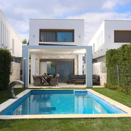 Mare 2 - Sea View, Private Pool, 4 Bdrms Villa *